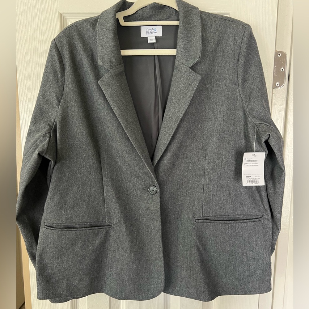 NWT Charcoal Gray Women's Blazer by Croft & Barrow